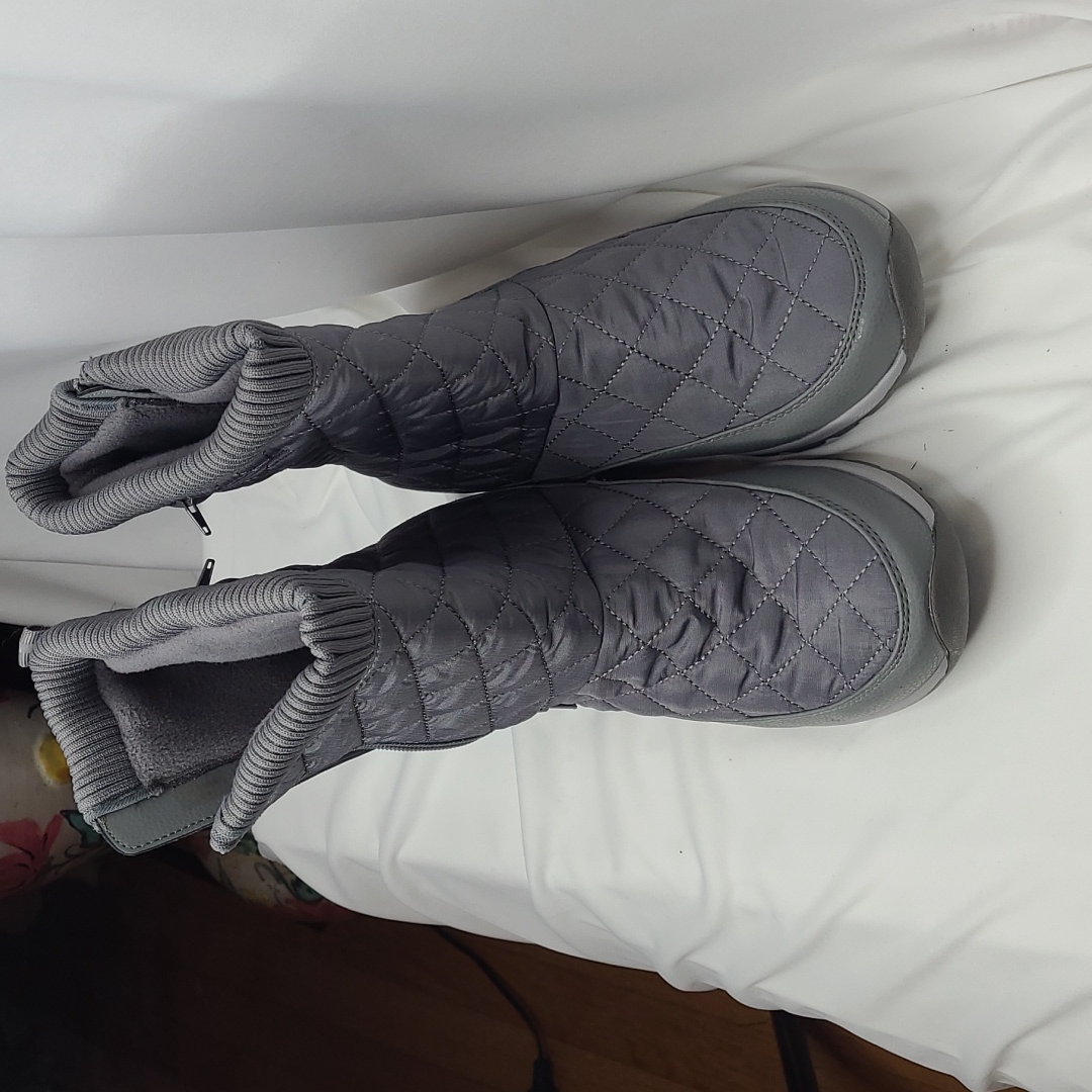 Tony Little Cheeks Quilted Boot With Energy Pads Gray - 8.5 Wide Nwob